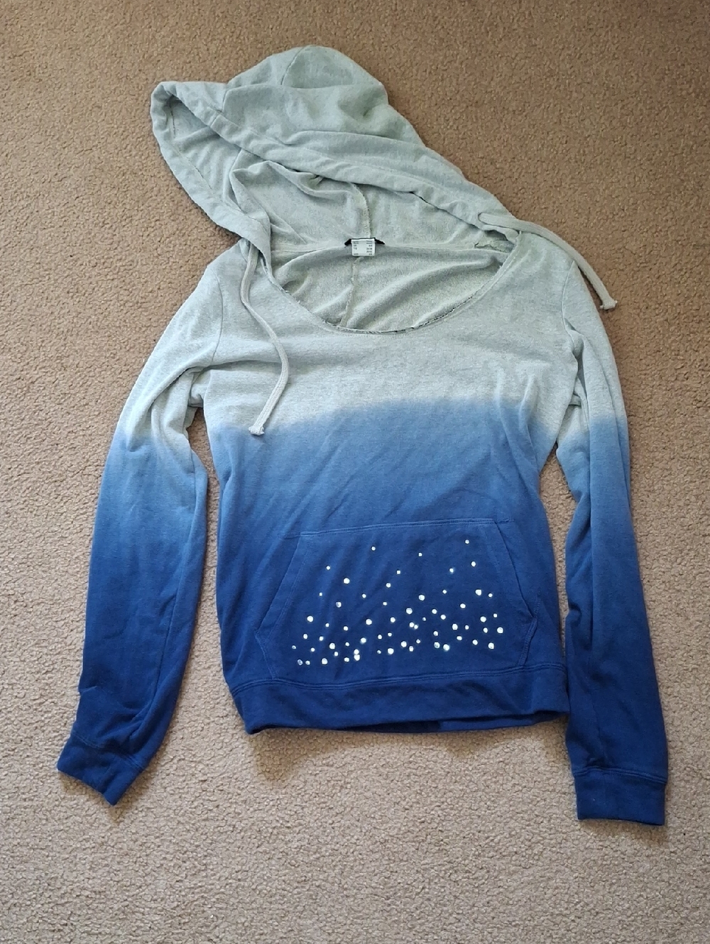 VENUS Ombre Gray to Navy Hoodie with Studded Pocket